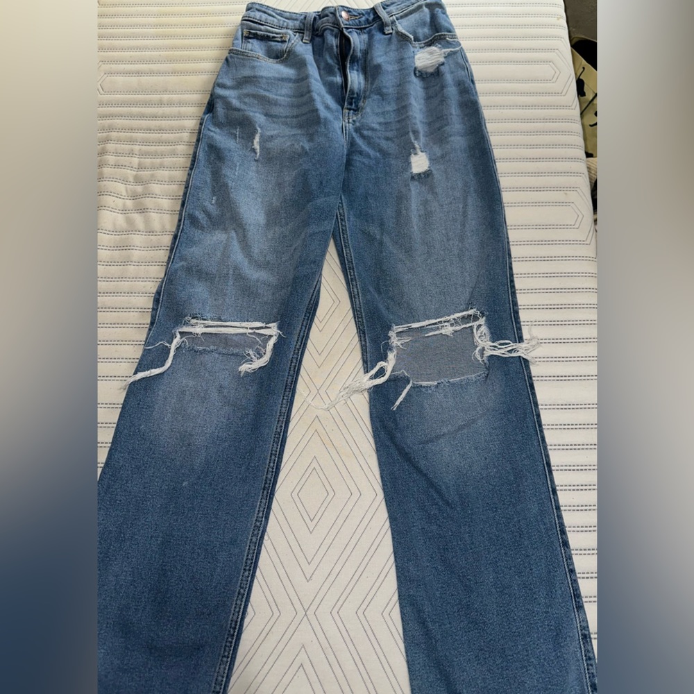 Blue Ripped '90s Boyfriend Jeans